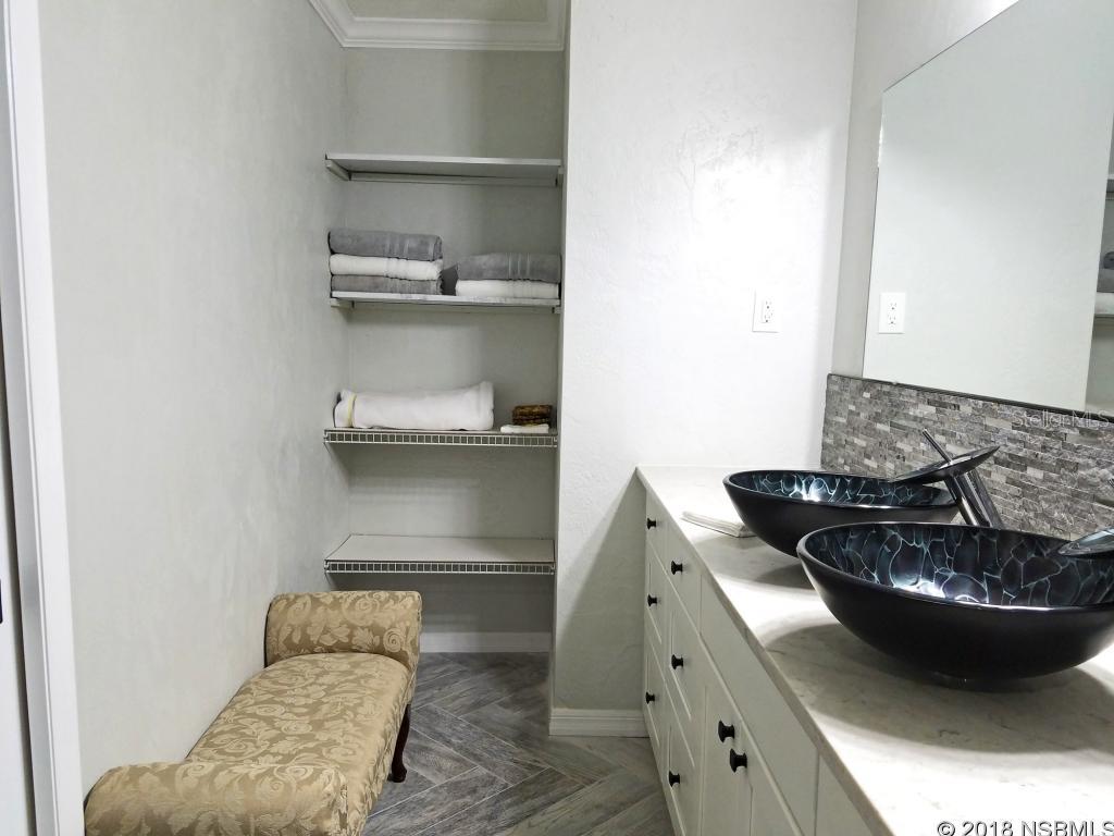 Florida Shores 01 - Residential