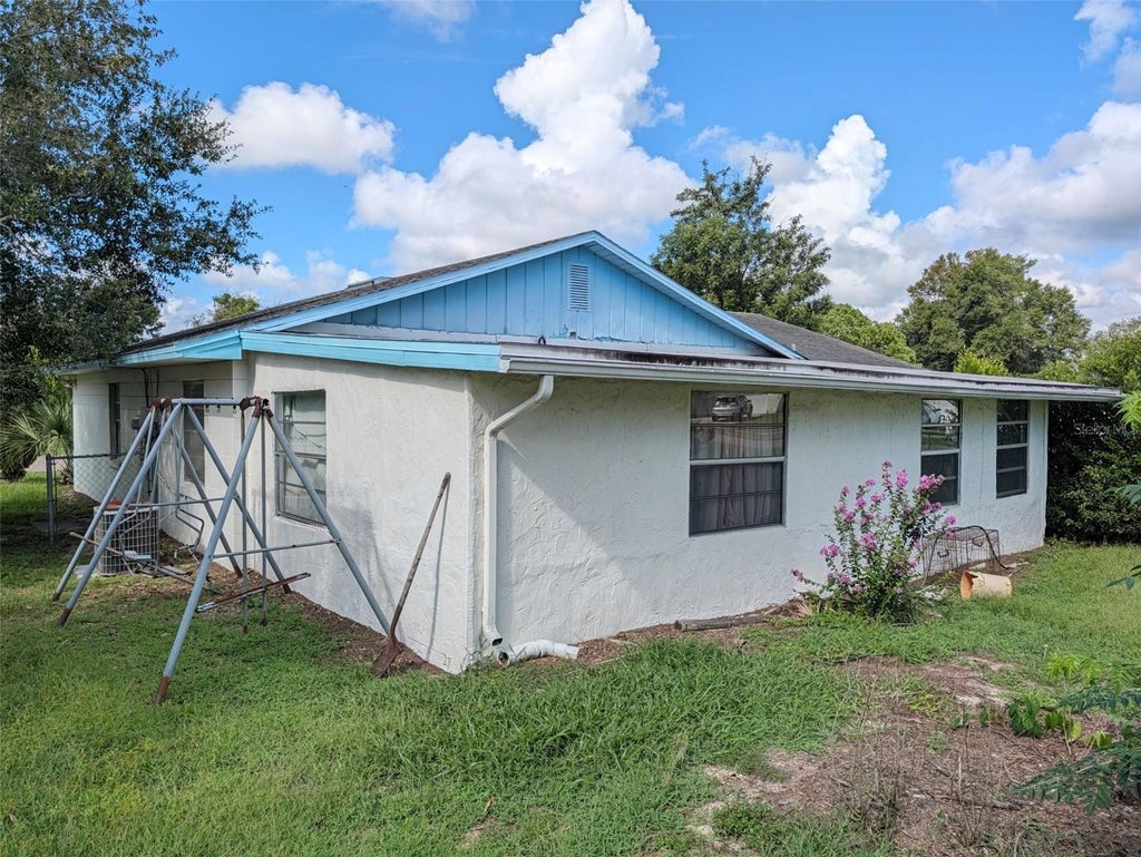 Photo of 5379 Fox Briar Trail, Orlando, FL 32808 (MLS # O6443656)