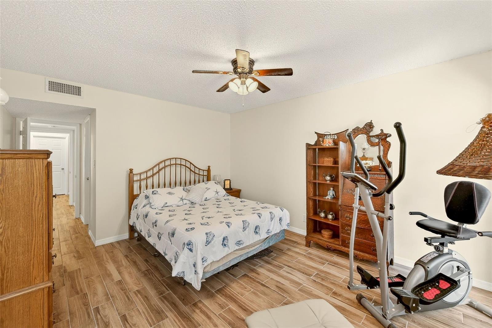 WOODLAKE 1 CONDO - Residential