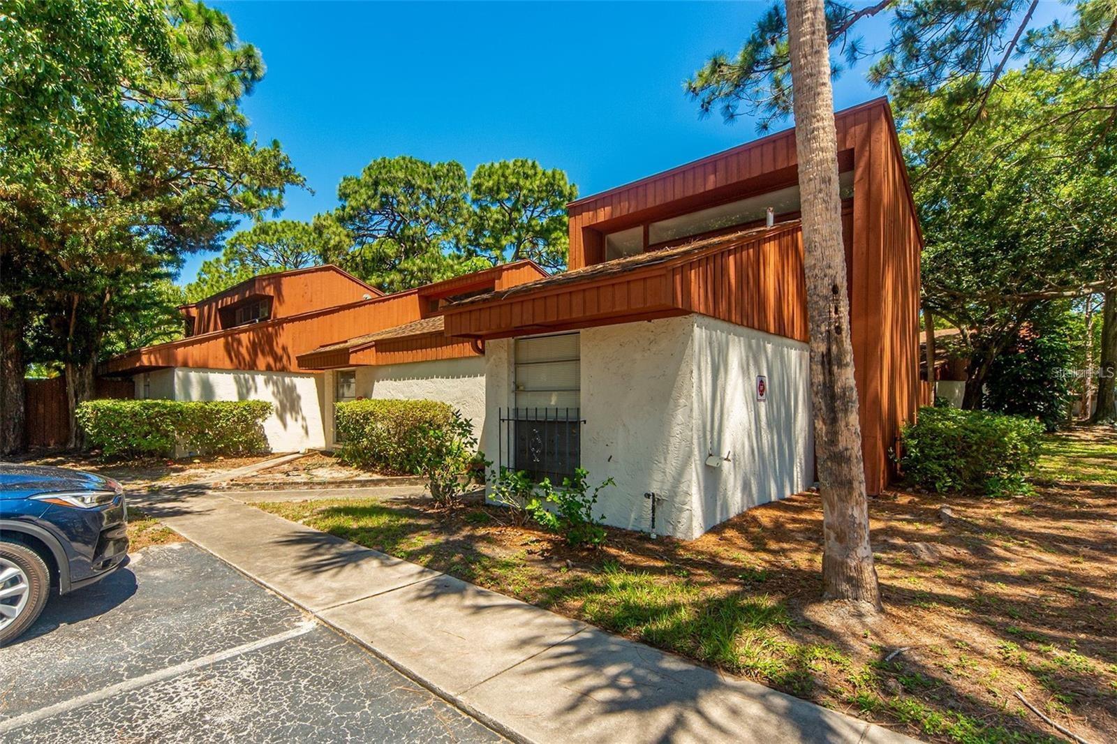 WOODLAKE 1 CONDO - Residential