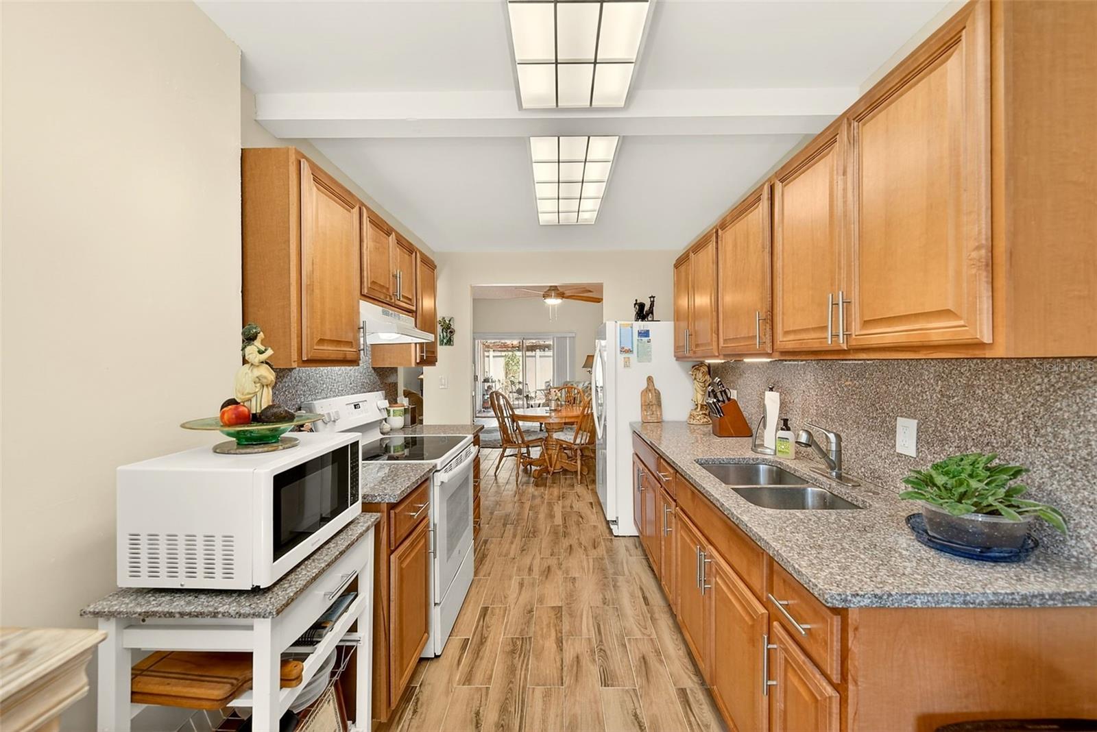 WOODLAKE 1 CONDO - Residential