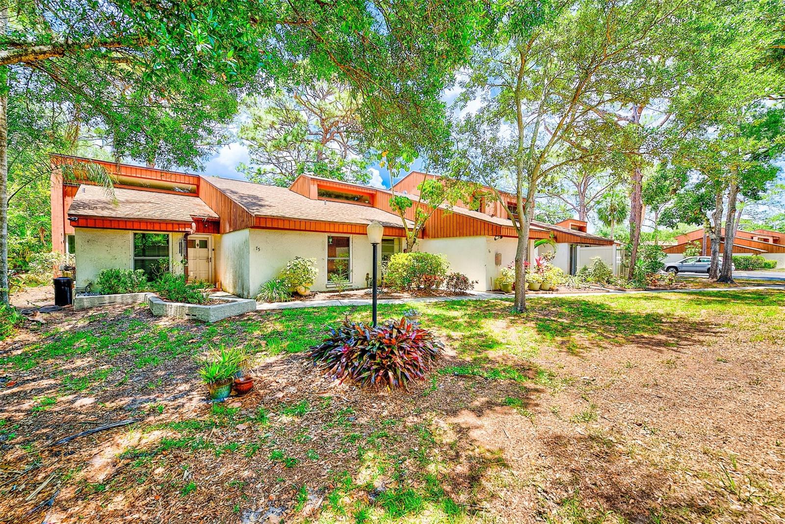 WOODLAKE 1 CONDO - Residential