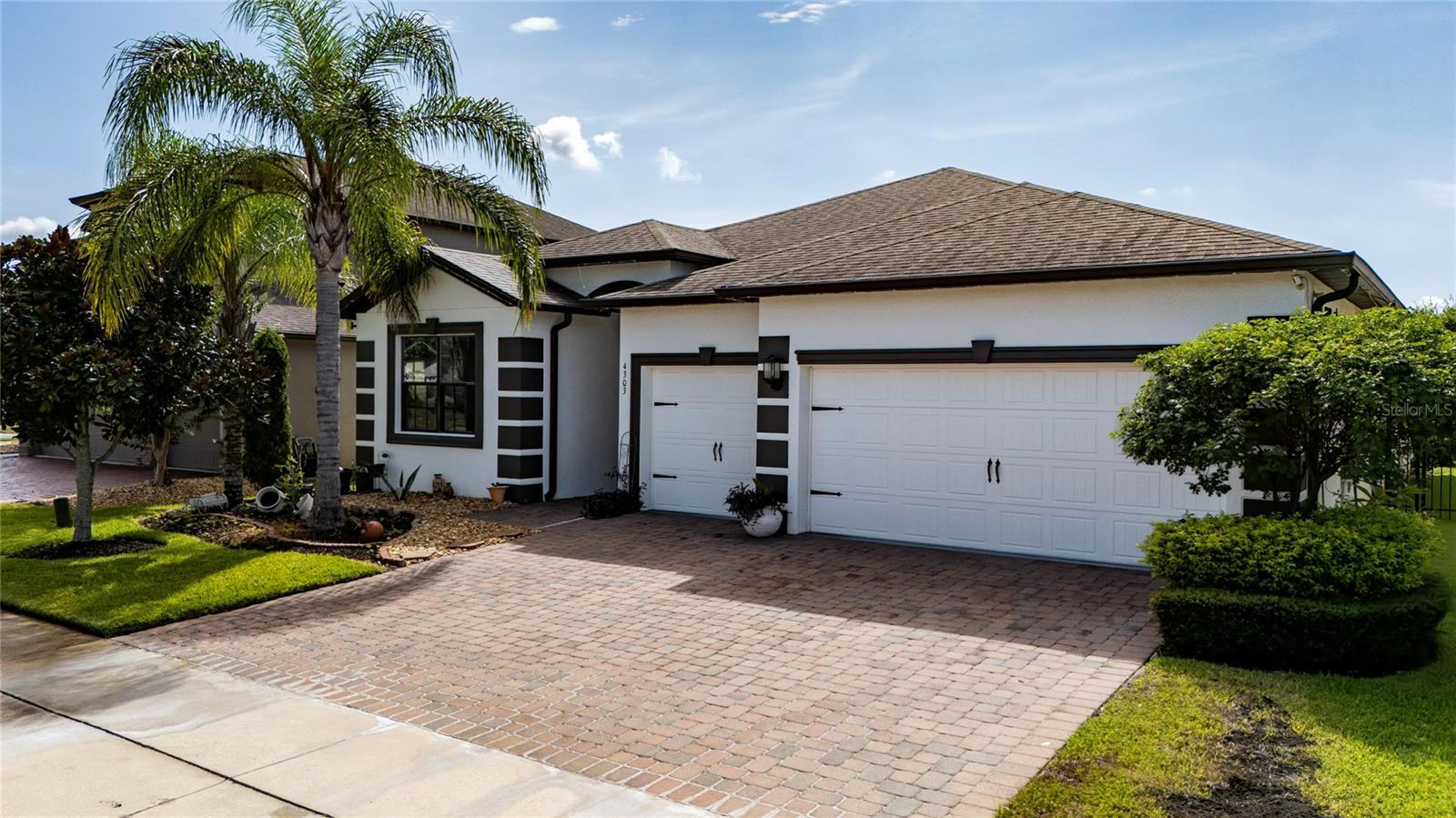 4303 SUMMER BREEZE WAY