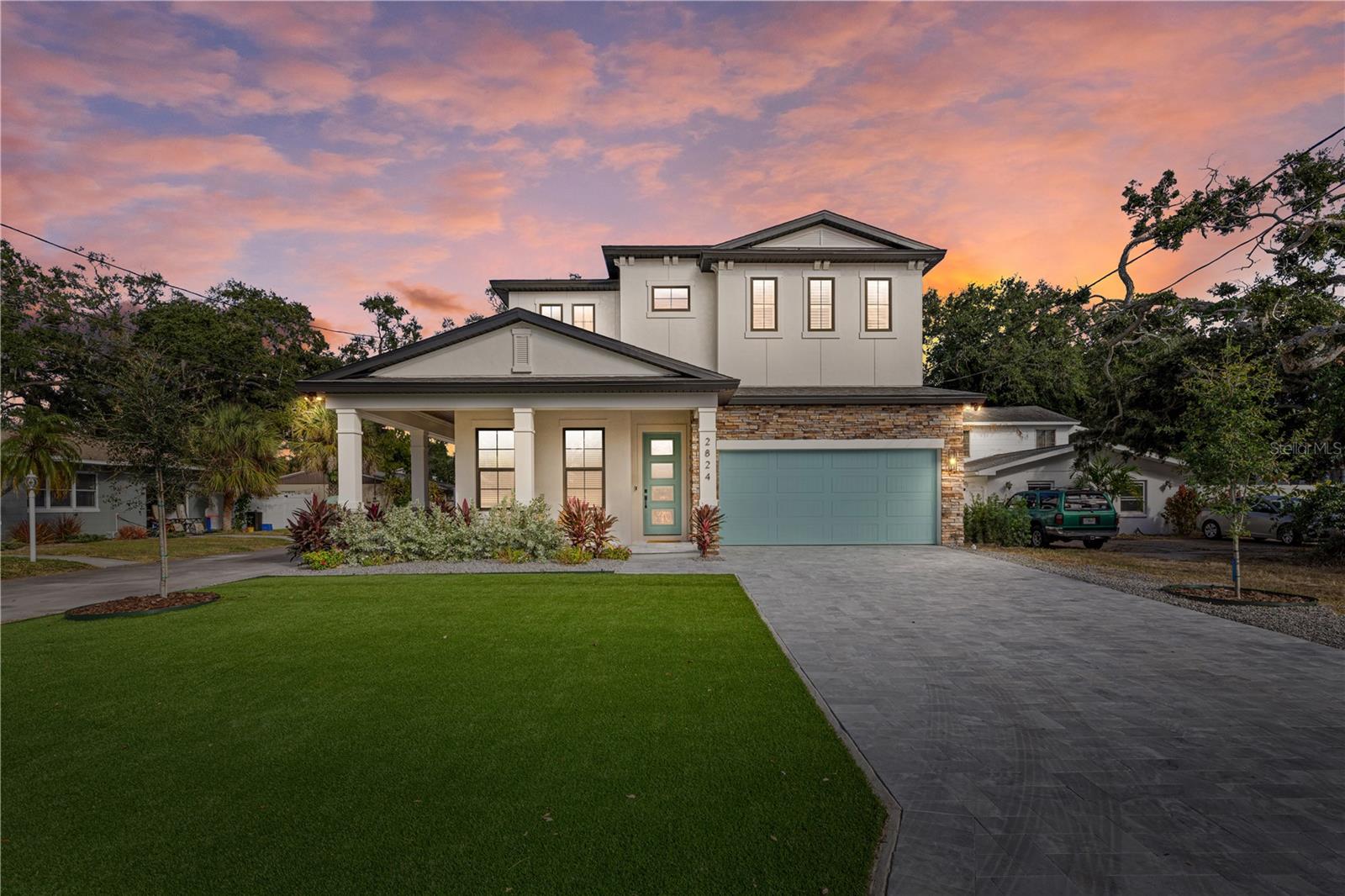 OAK TERRACE - Residential