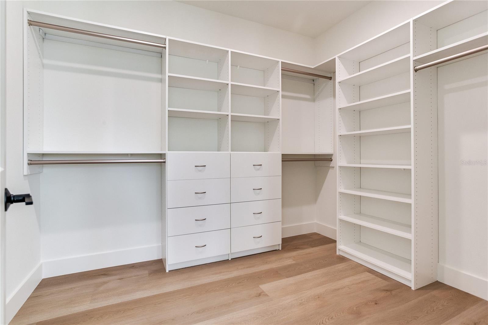 OAK TERRACE - Residential