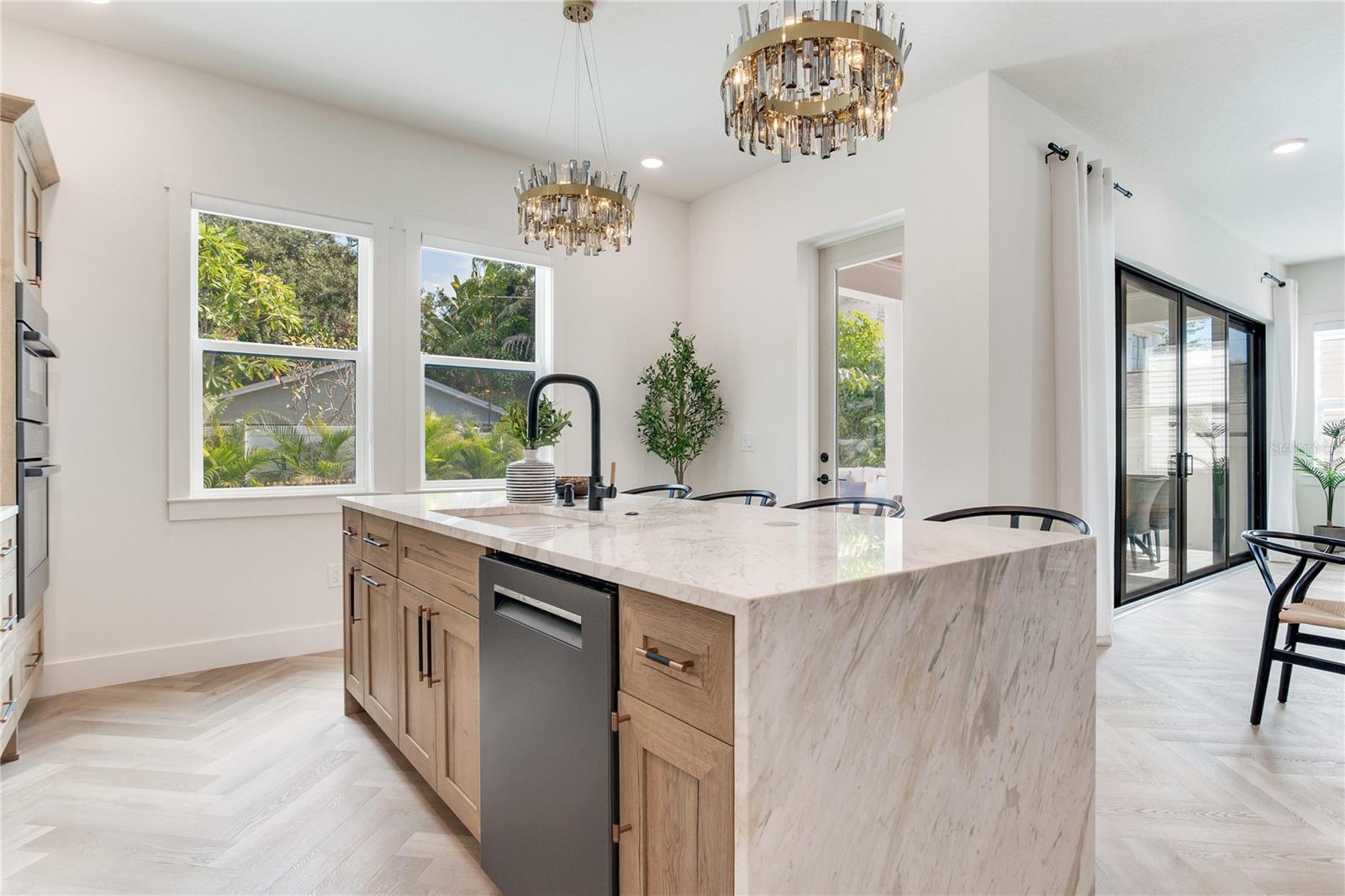 OAK TERRACE - Residential