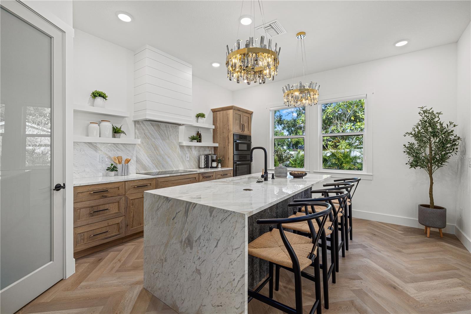 OAK TERRACE - Residential