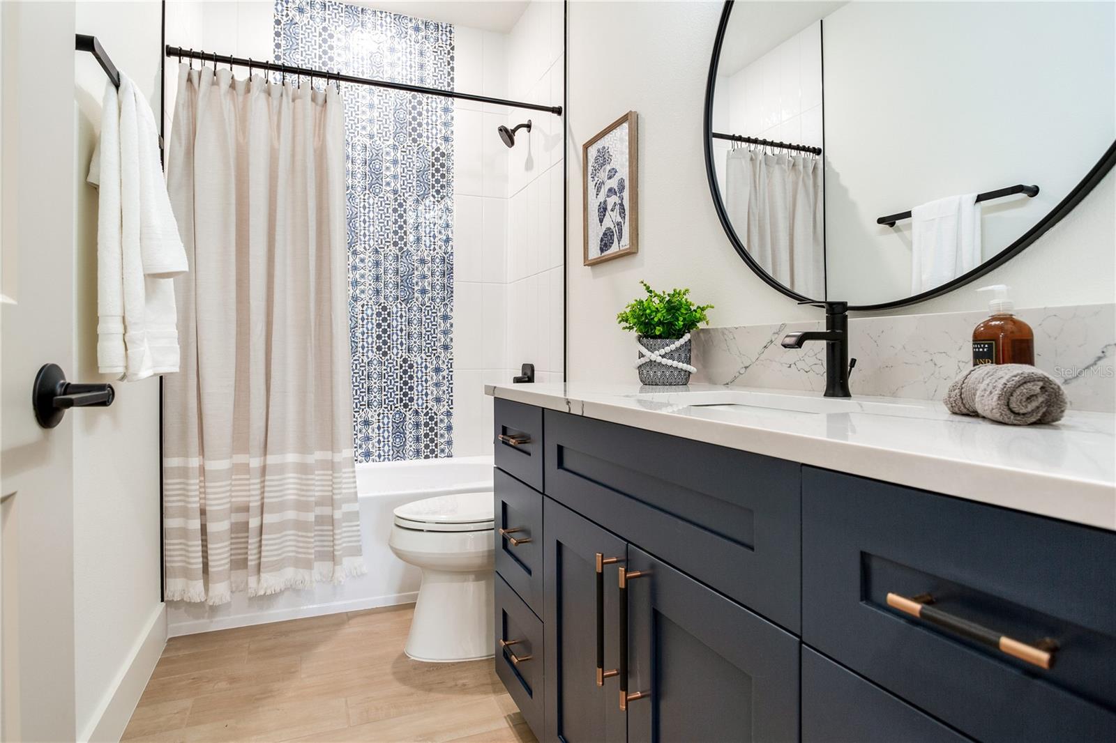 OAK TERRACE - Residential