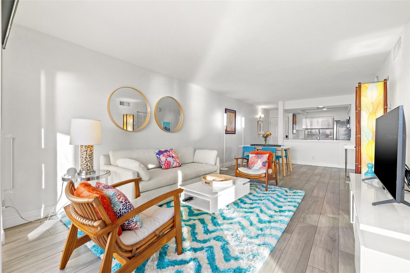6265 SUN BOULEVARD 101