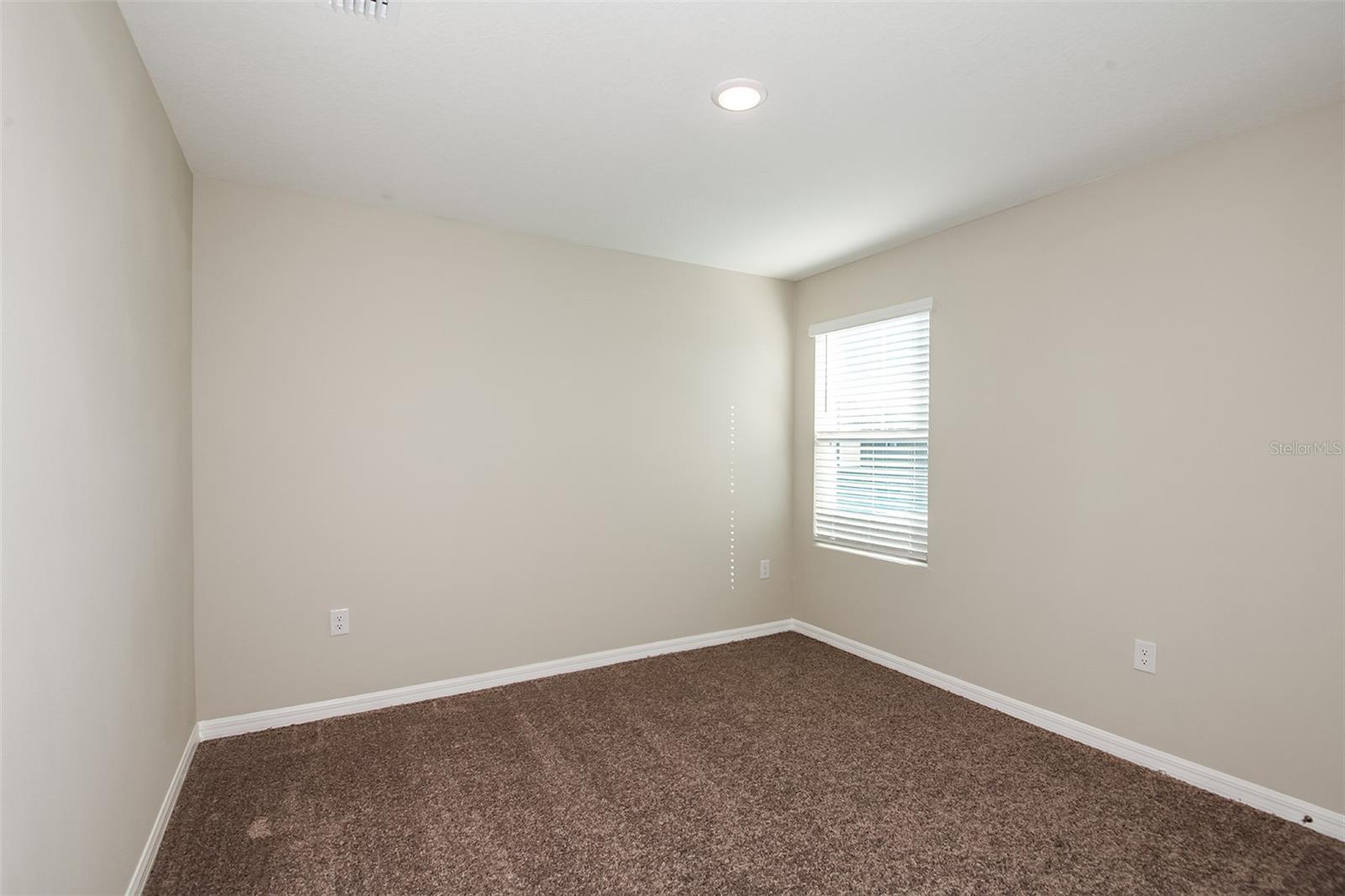 PASADENA WOODS - Residential