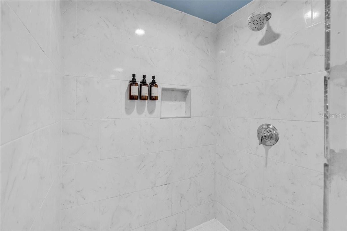 NORTHMOOR REP - Residential Lease