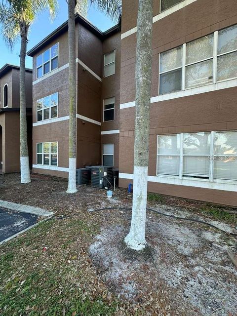 Photo of 4540 Commander Drive #2214, Orlando, FL 32822 (MLS # O6382439)