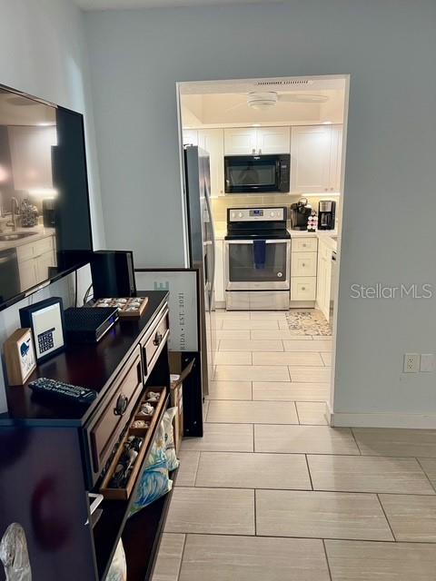 PEBBLE SPGS CLUSTER 6 - Residential Lease