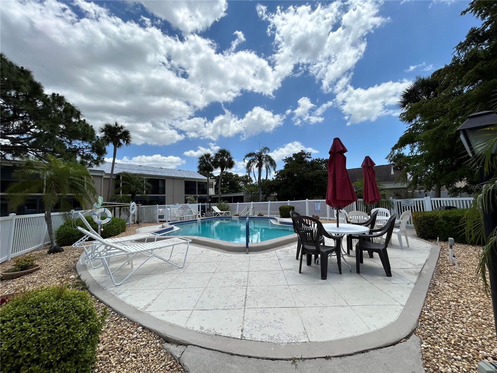 PEBBLE SPGS CLUSTER 6 - Residential Lease