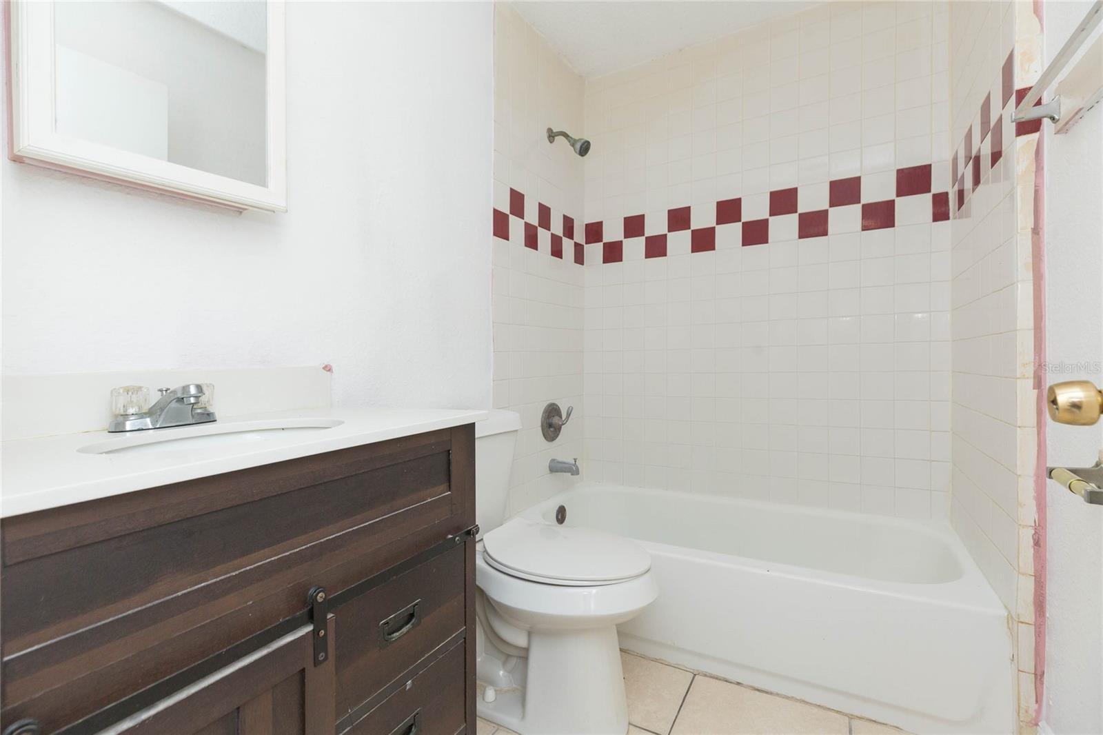 SULPHUR HILL - Residential