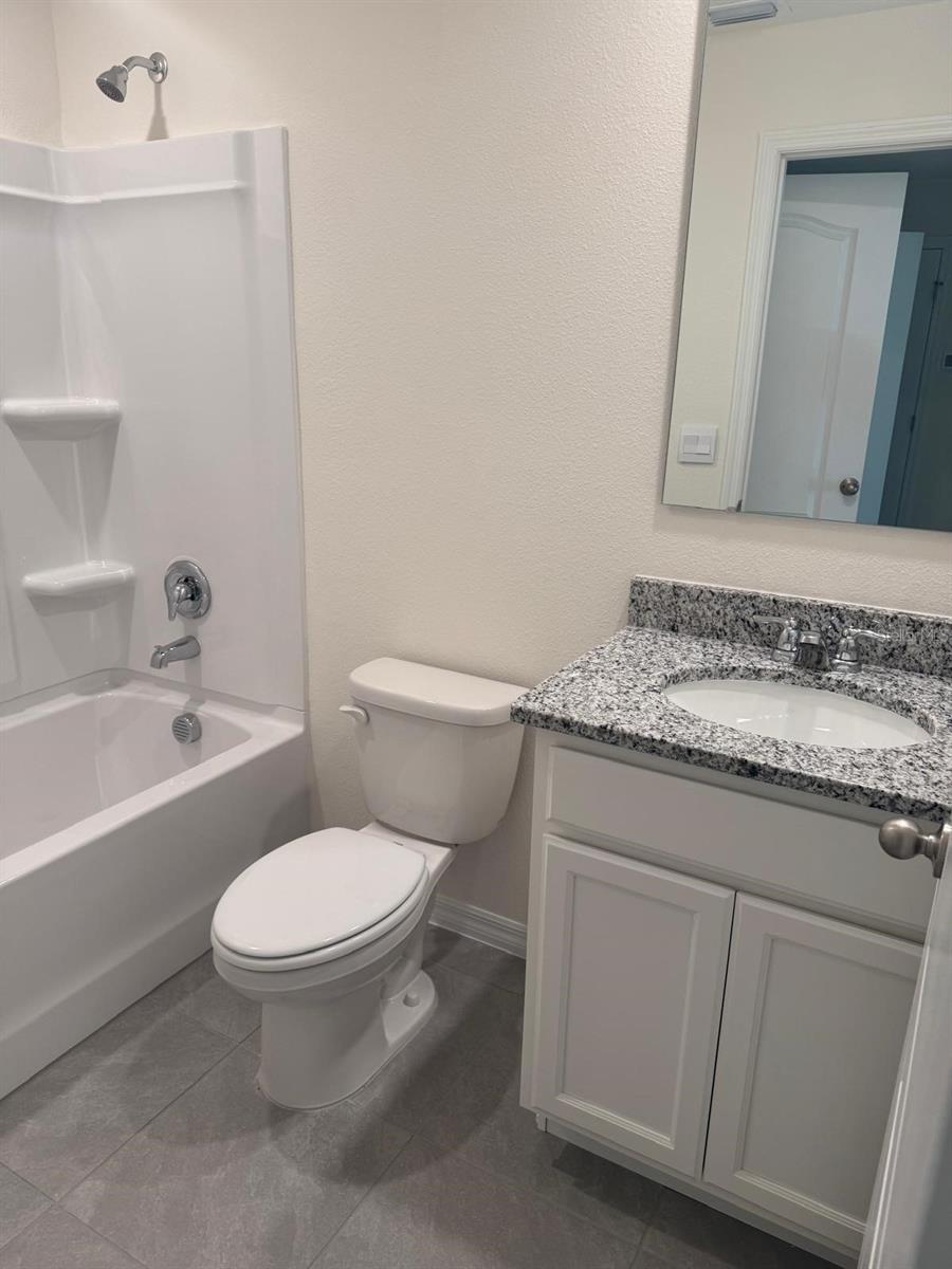 HARMONY WEST TWNHMS - Residential Lease