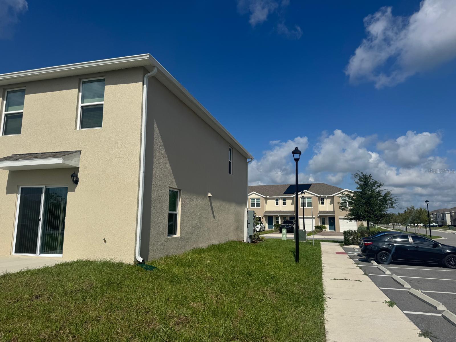 HARMONY WEST TWNHMS - Residential Lease