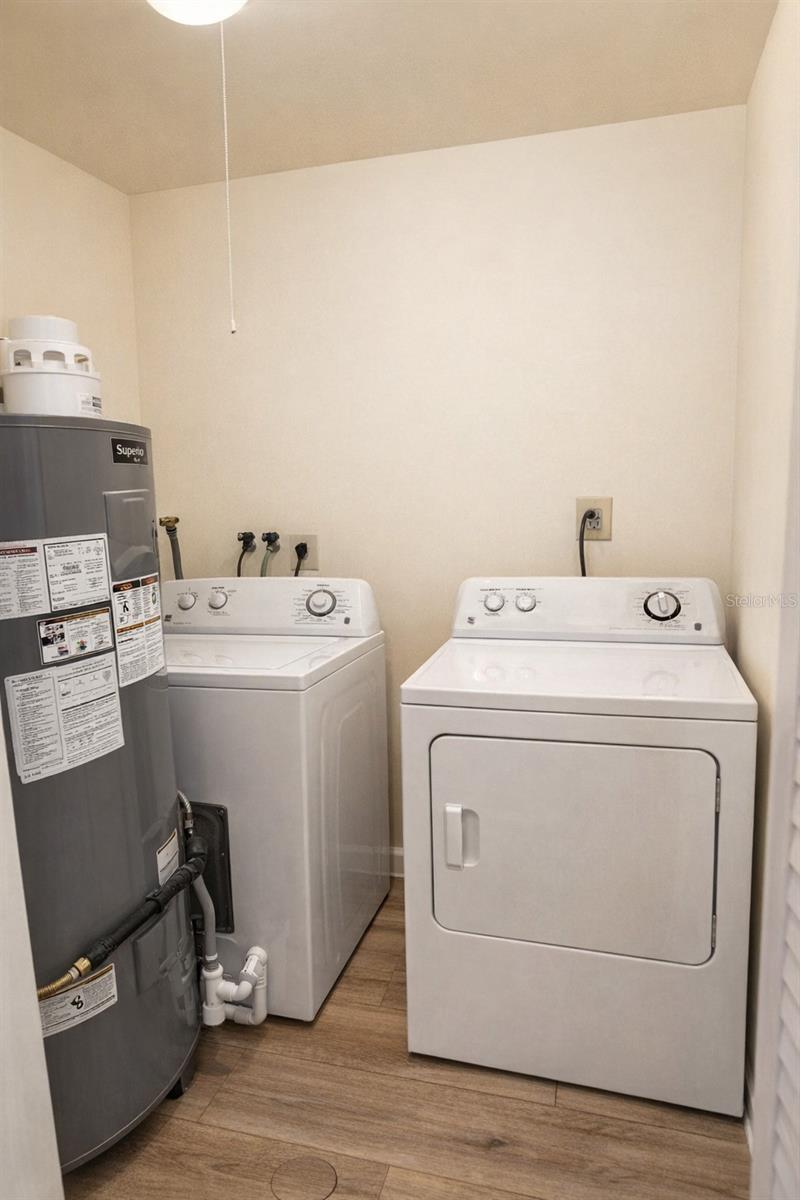 BELLEAIR FOREST - Residential