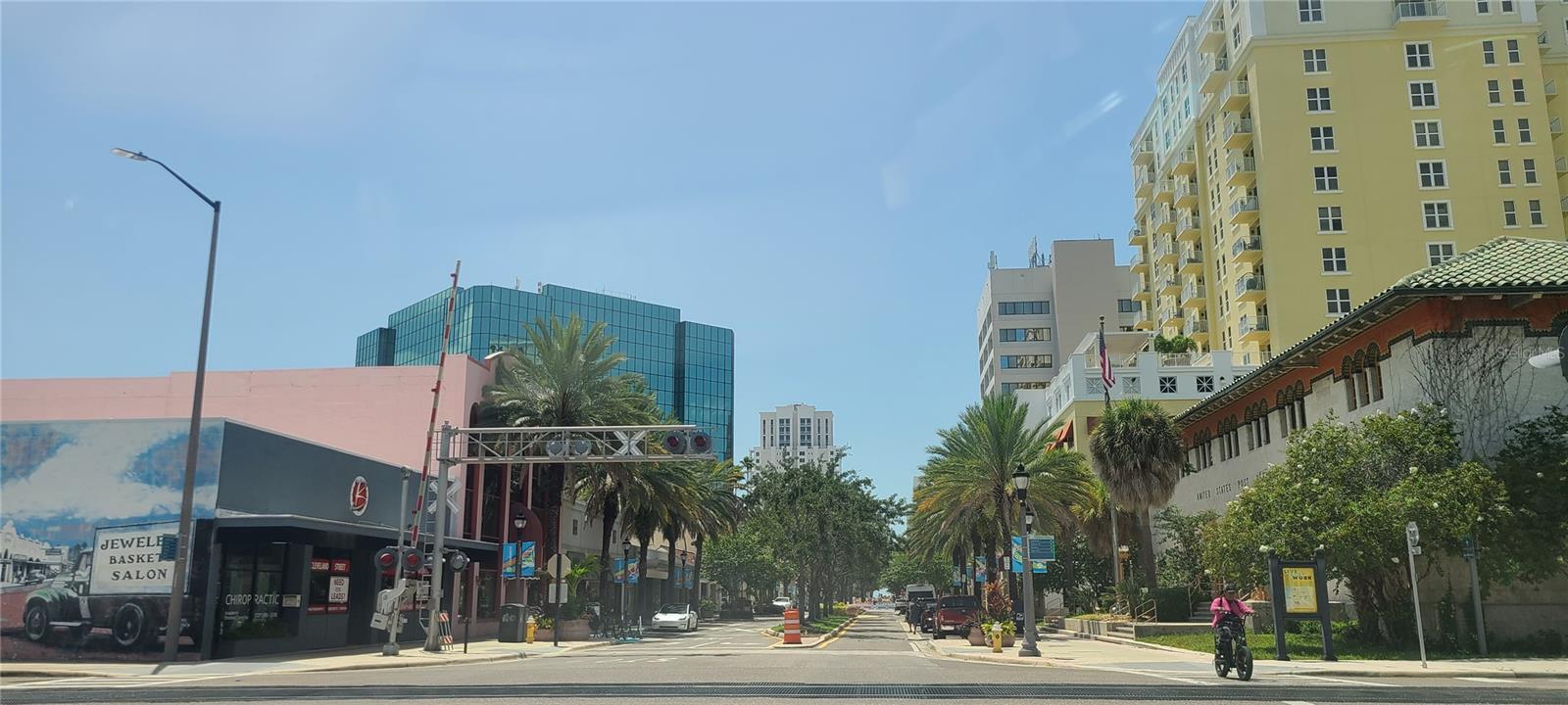 MILTON PARK - Residential