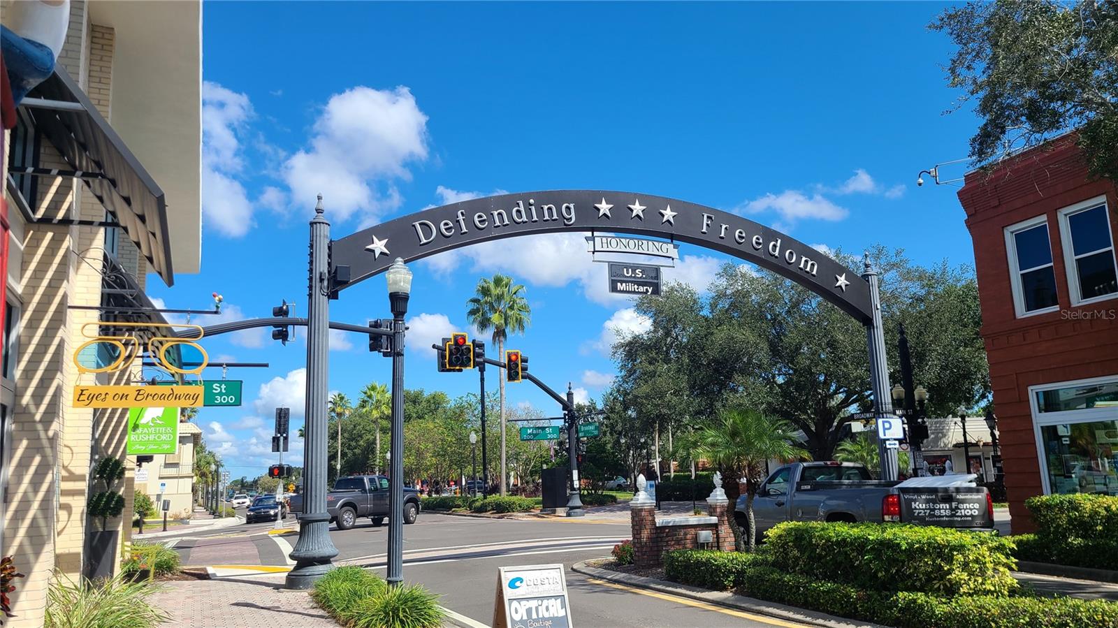 MILTON PARK - Residential