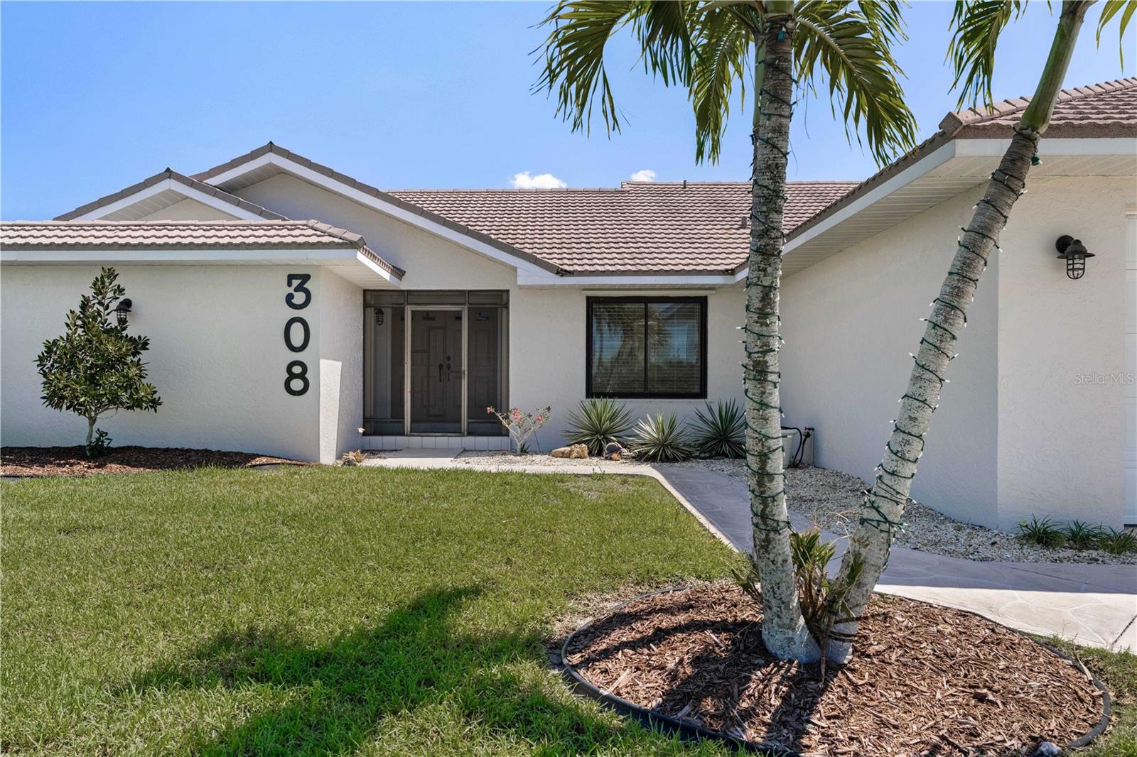 PUNTA GORDA ISLES SEC 17 - Residential