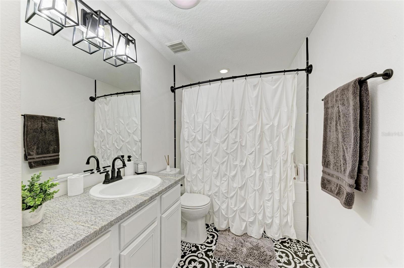 PRESERVE AT PANTHER RIDGE PH III - Residential Lease