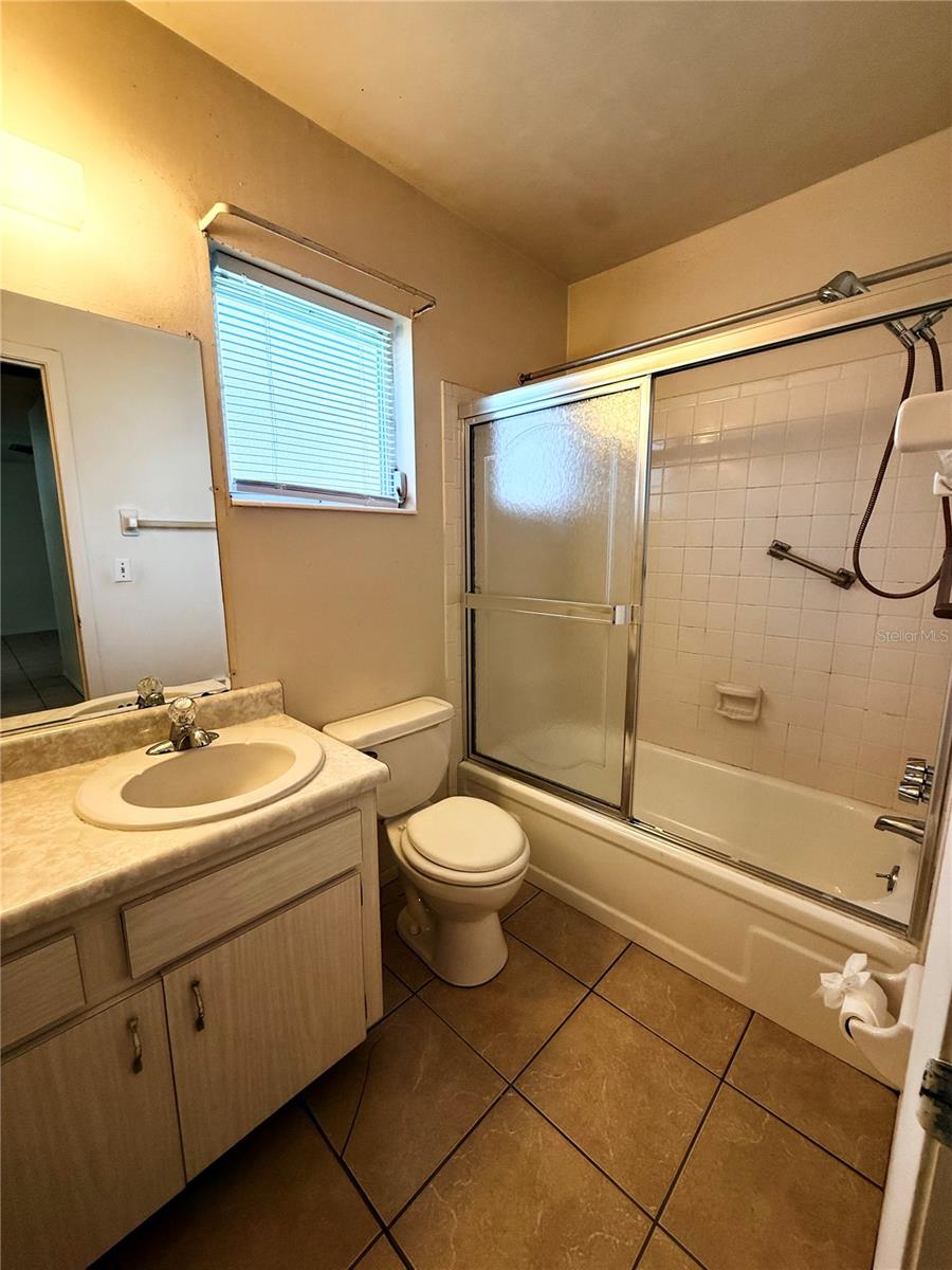 5994 HIBISCUS DRIVE
