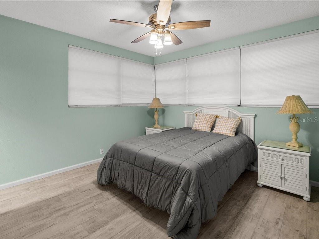 COUNTRY CLUB ESTATES - Residential