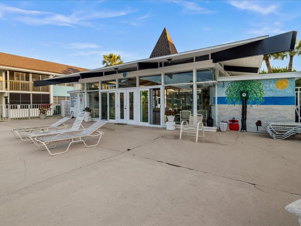 COUNTRY CLUB ESTATES - Residential