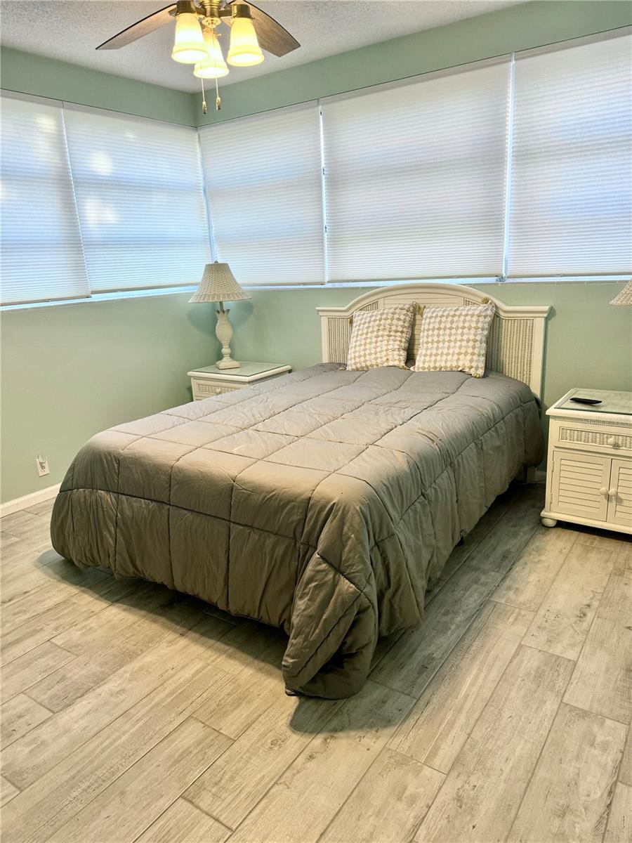 COUNTRY CLUB ESTATES - Residential