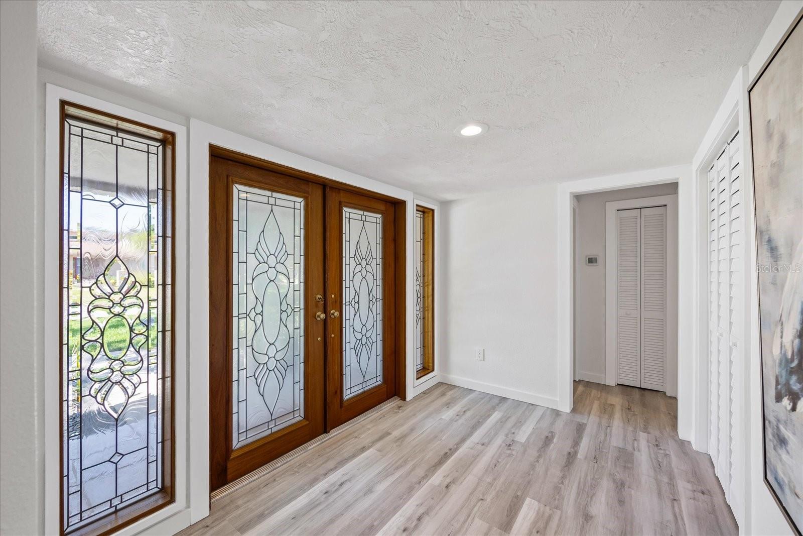 2900 SANDPIPER PLACE