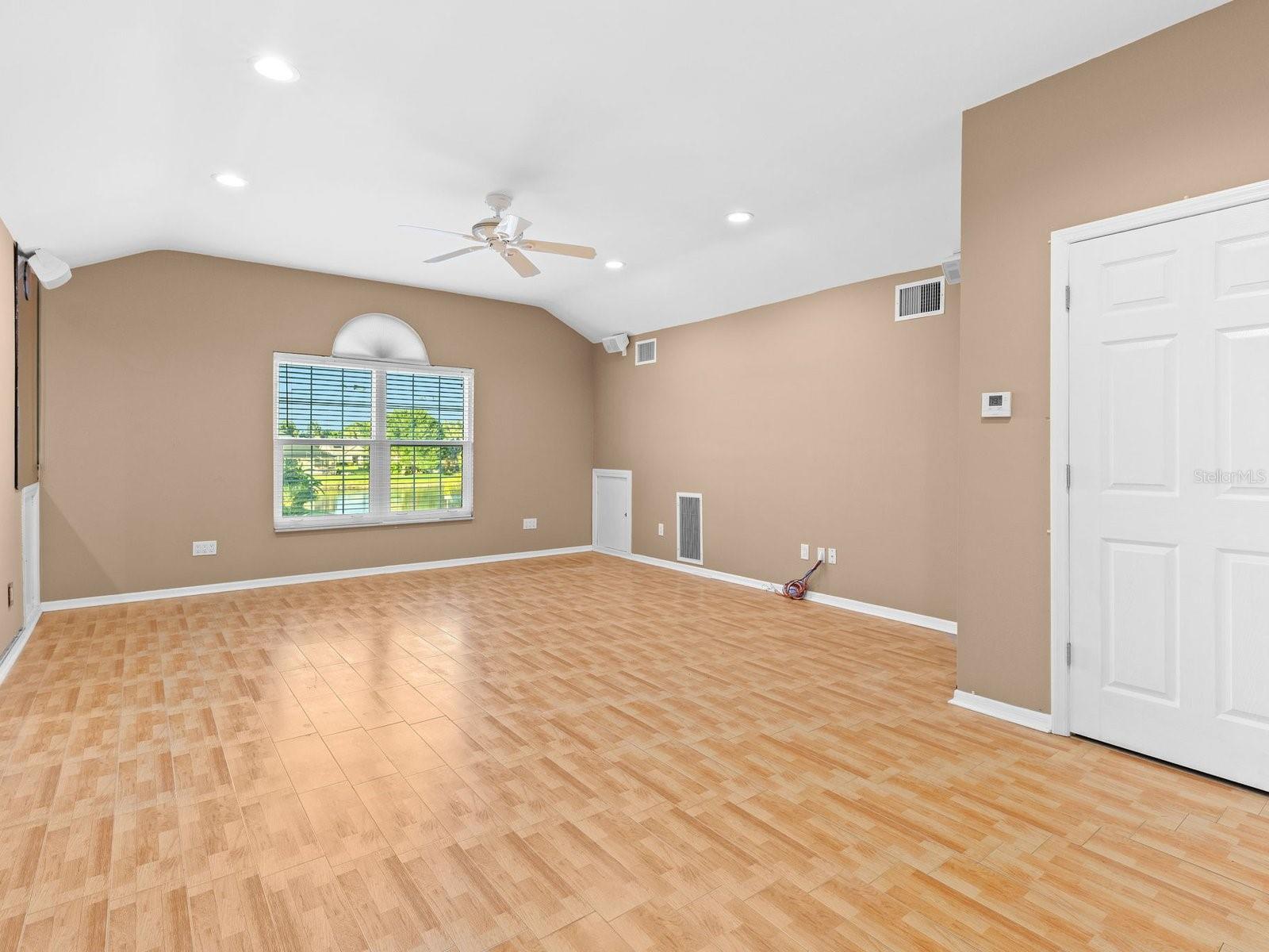 PRESERVE AT LAKE THOMAS - Residential