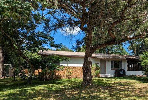 Photo of 14230 SW 167th Street, Archer, FL 32618 (MLS # GC534962) Photo of 14230 SW 167th Street, Archer, FL 32618 (MLS # GC534962)