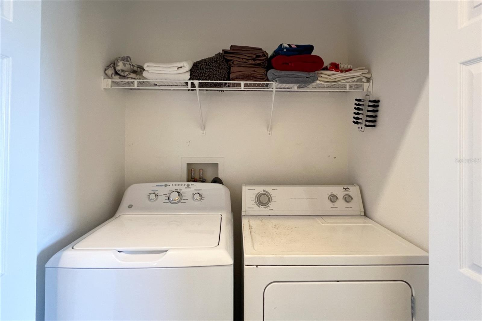 GREENBROOK WALK PH 1 - Residential Lease