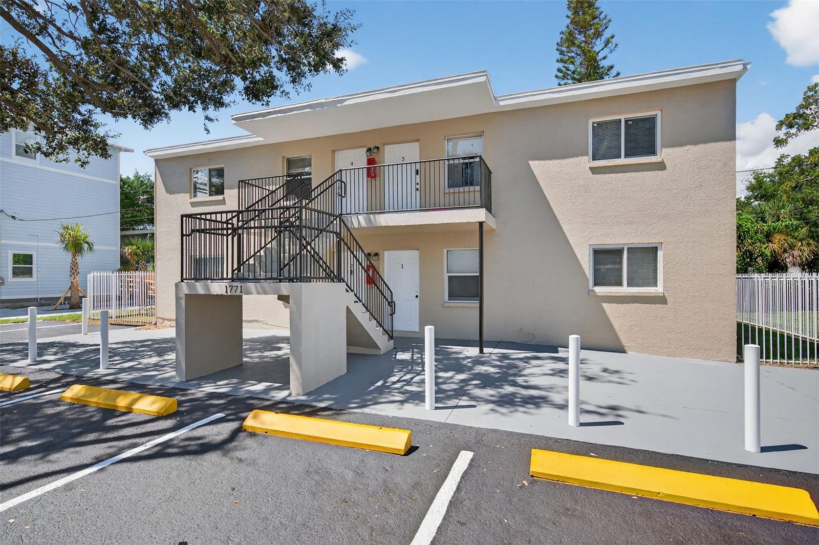 LA PLAZA ADD - Residential Lease