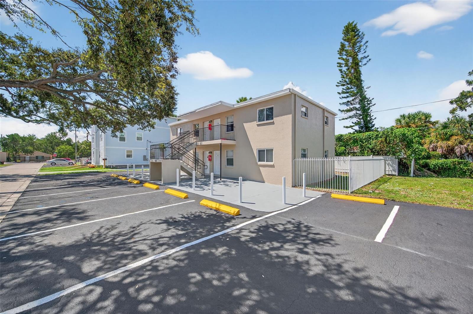 LA PLAZA ADD - Residential Lease