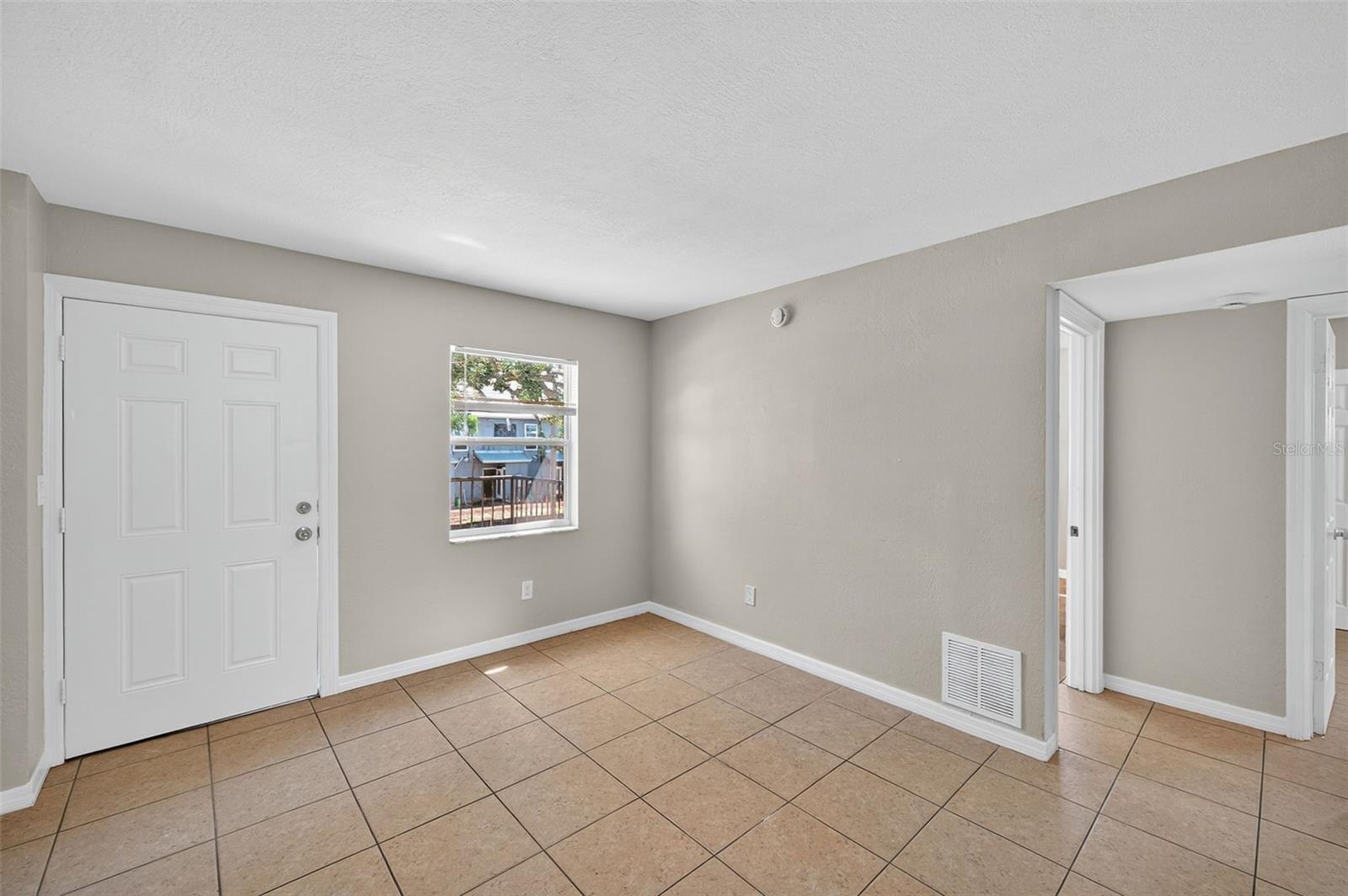 LA PLAZA ADD - Residential Lease