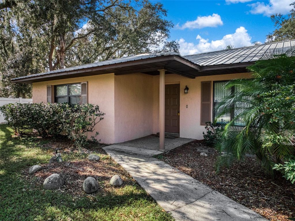 Photo of 1771 N Torrington Road, Avon Park, FL 33825 (MLS # P4937174)