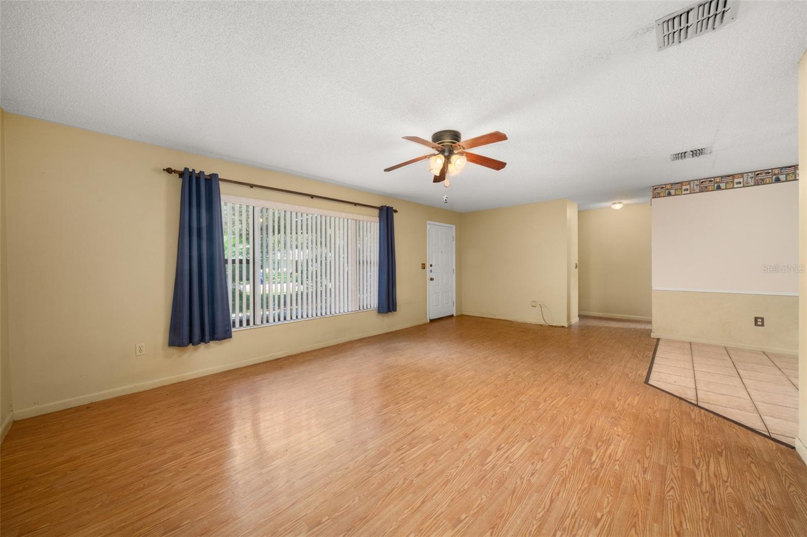 AVON PARK LAKES - Residential