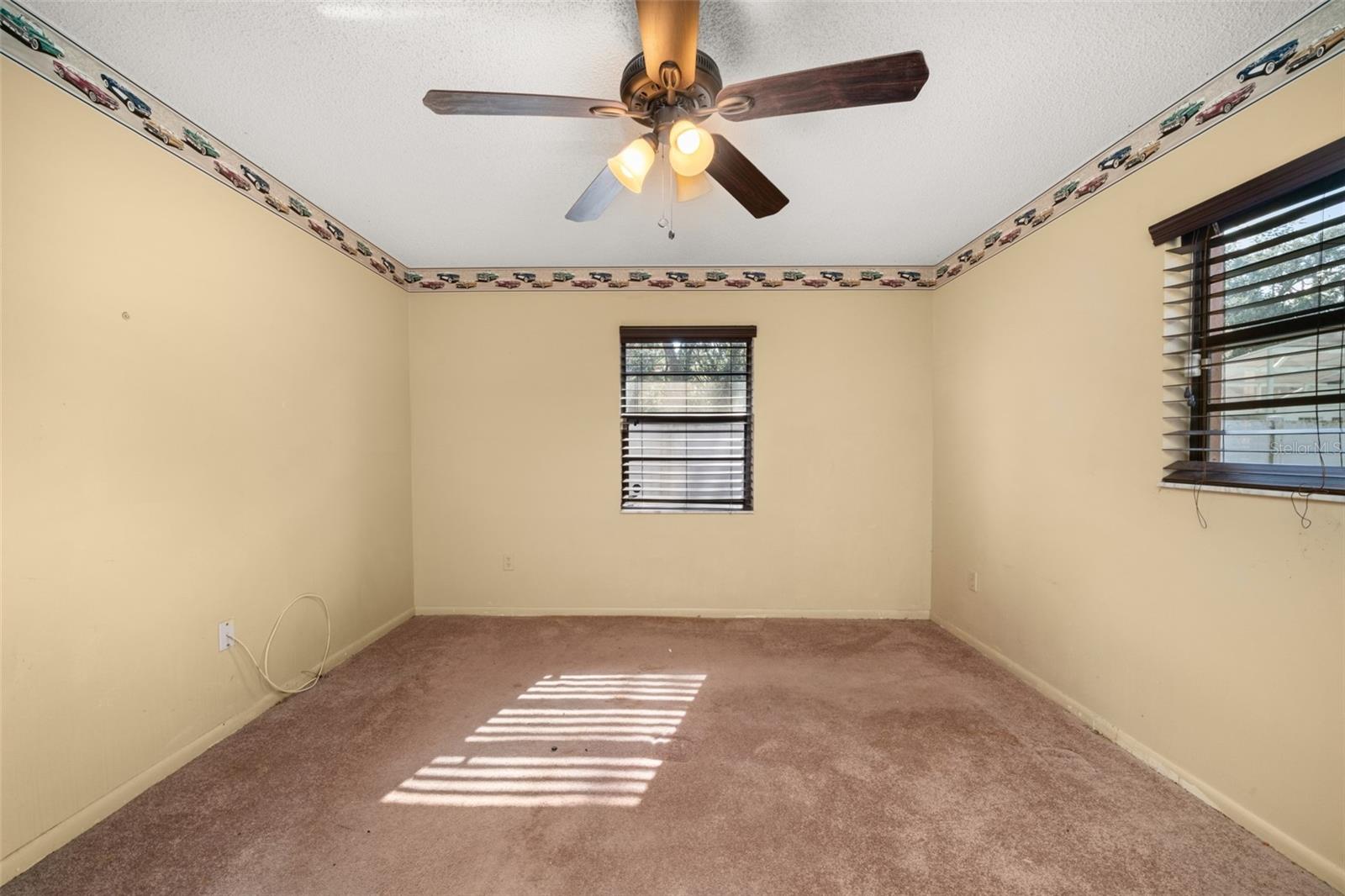 AVON PARK LAKES - Residential