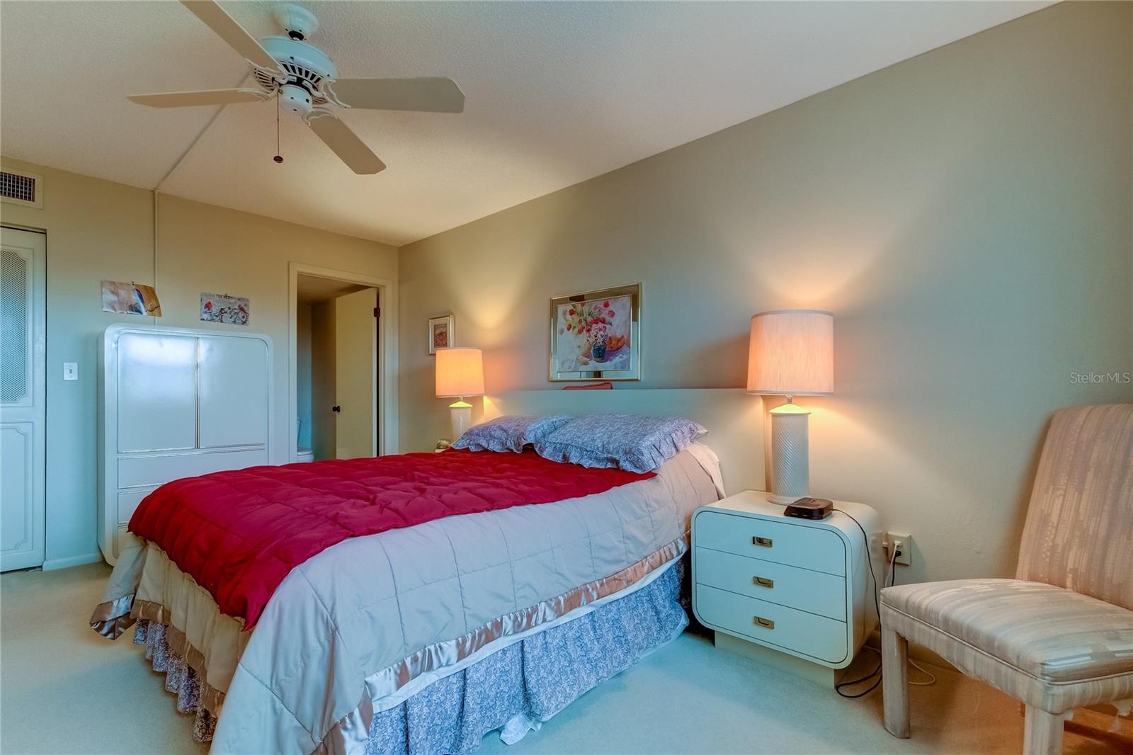 CHATEAU TOWER CONDO - Residential