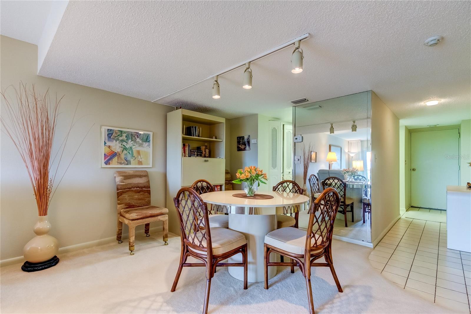 CHATEAU TOWER CONDO - Residential