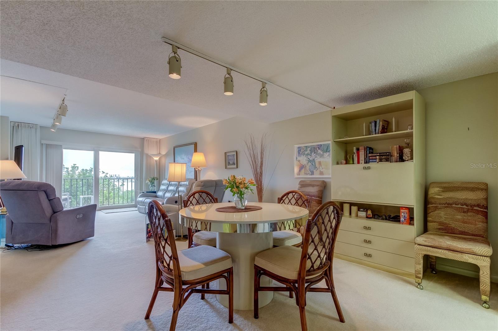 CHATEAU TOWER CONDO - Residential