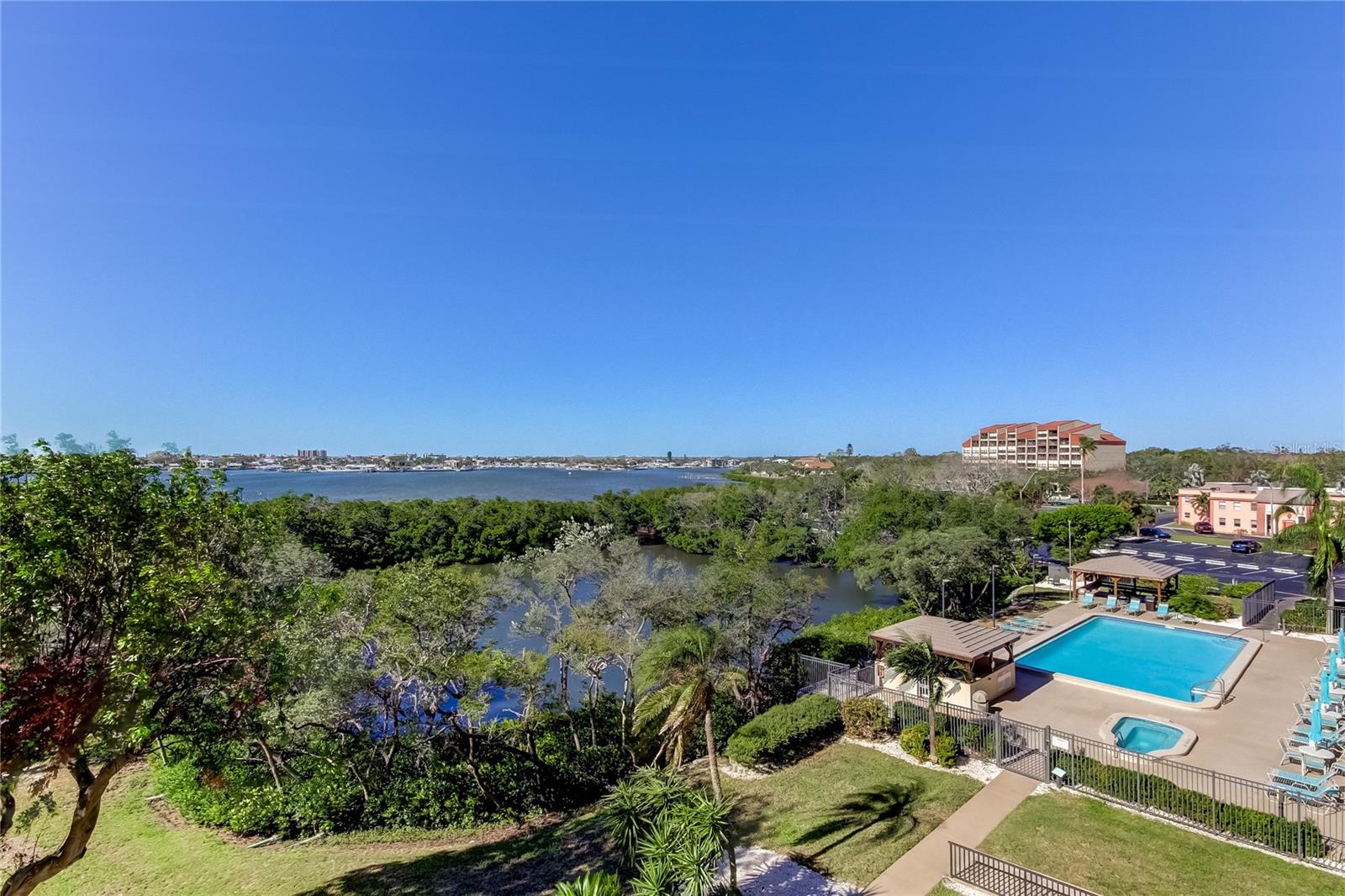 CHATEAU TOWER CONDO - Residential