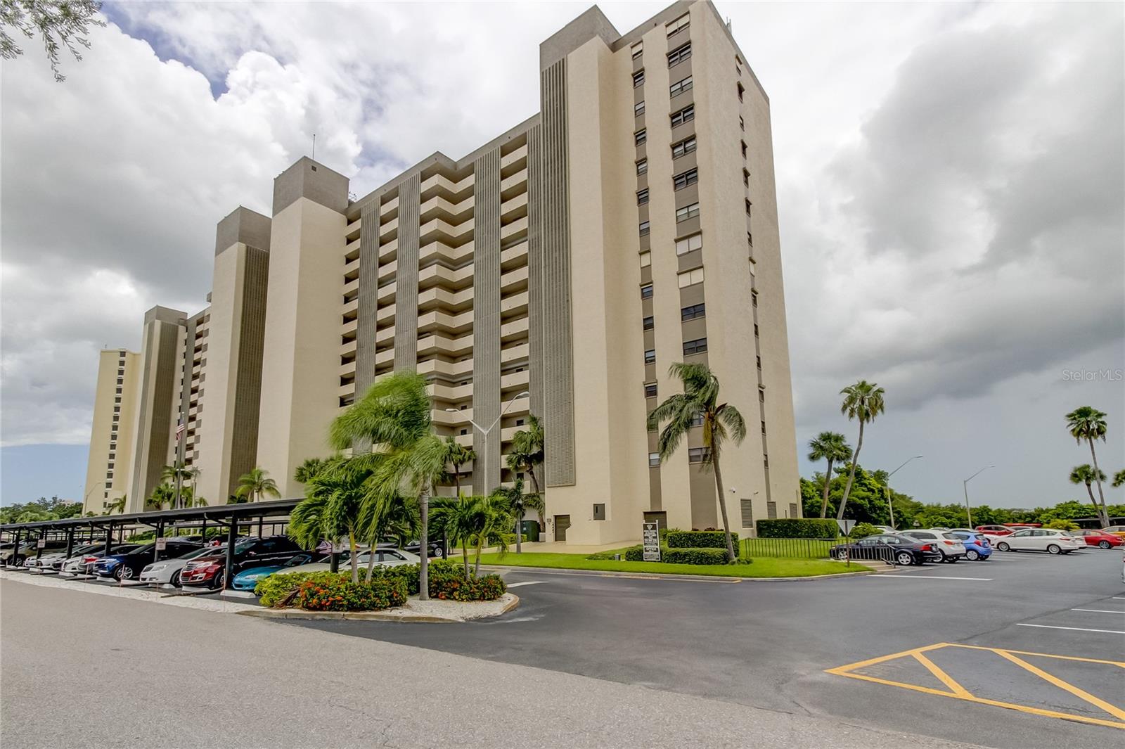 CHATEAU TOWER CONDO - Residential