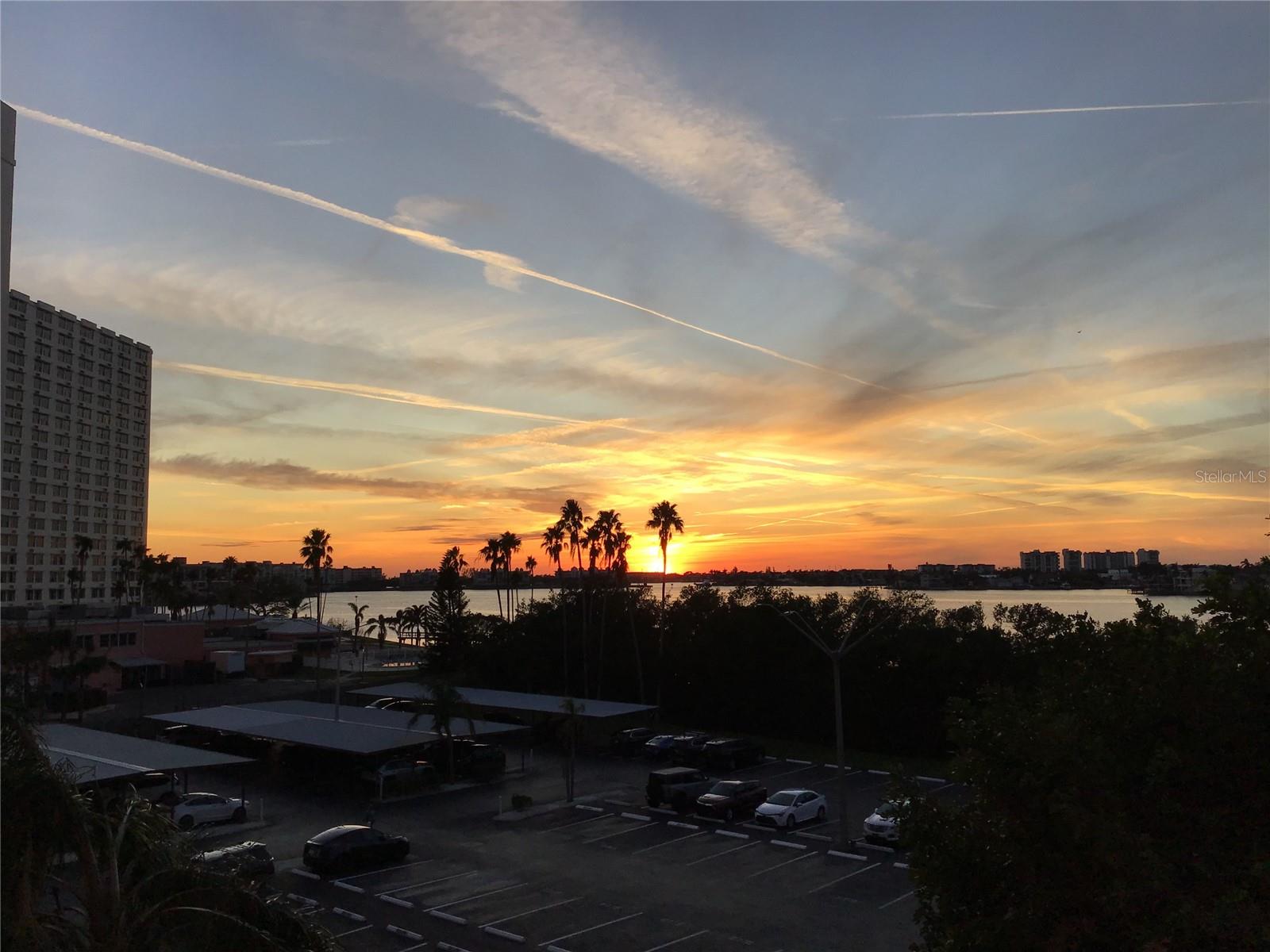 CHATEAU TOWER CONDO - Residential