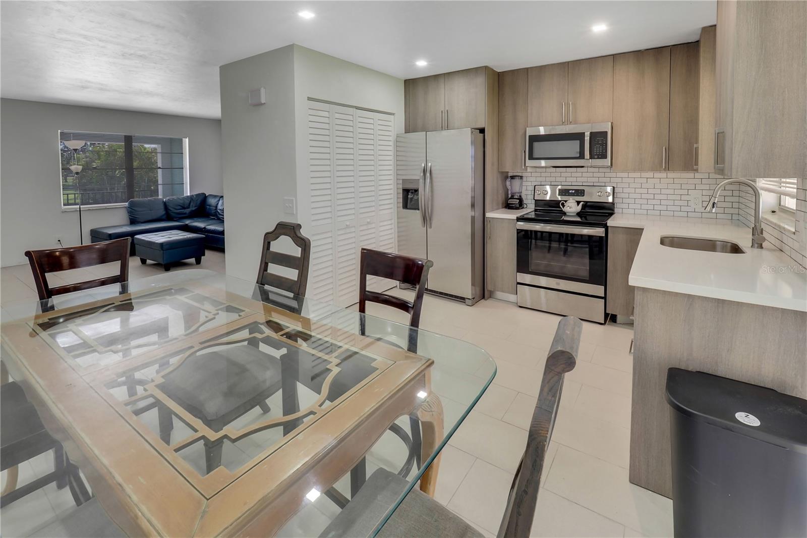 CHARLOTTE PRCL - Residential Income