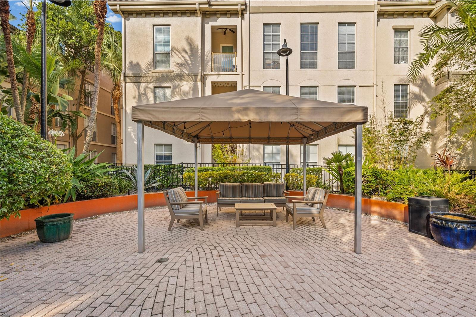 MADISON AT SOHO CONDO - Residential