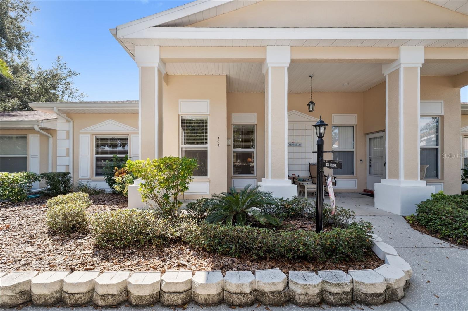 104 KNOLLPOINT DRIVE 3