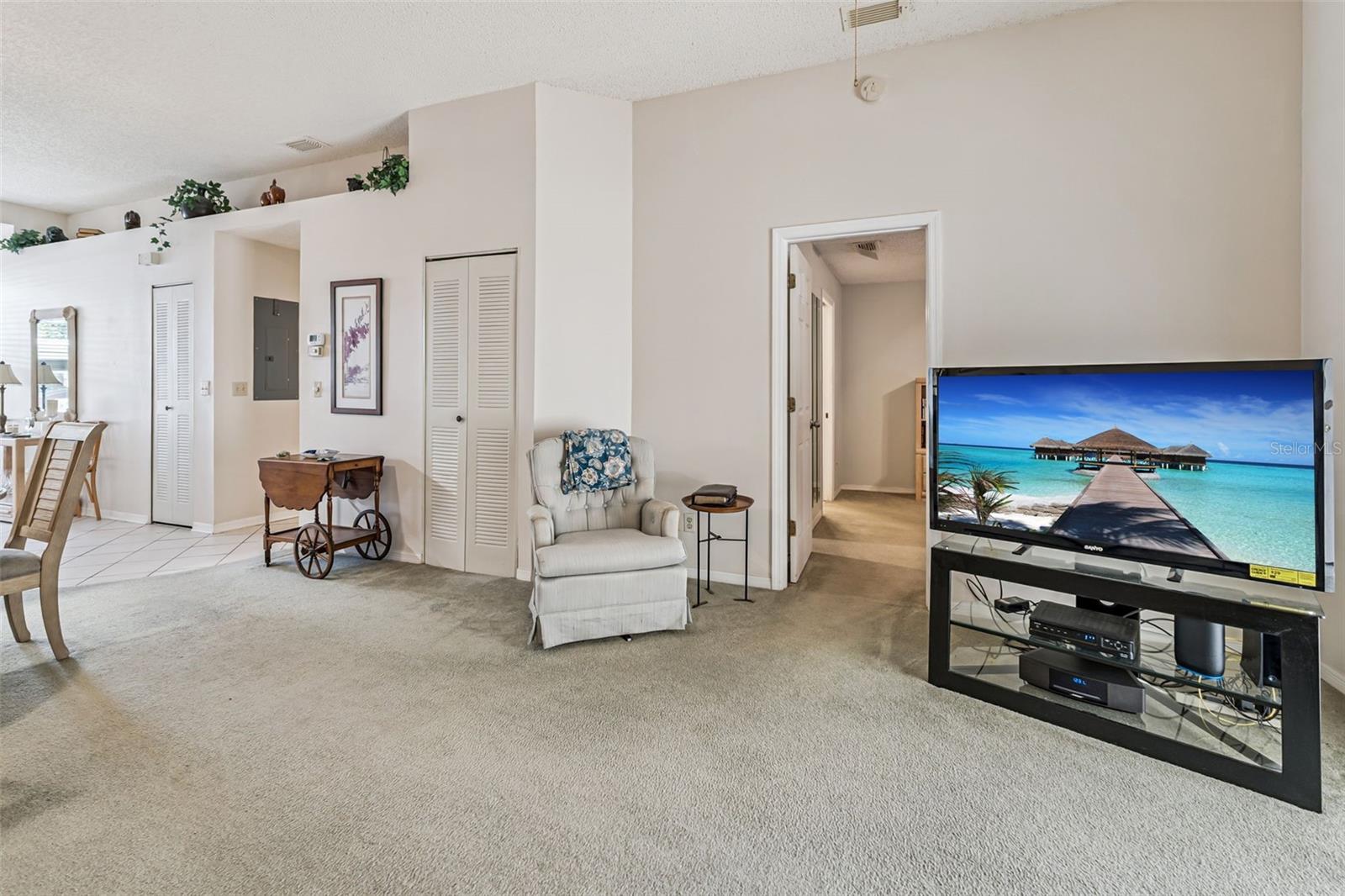 KNOLLS OF KINGS POINT 03 CONDO PH 01 - Residential